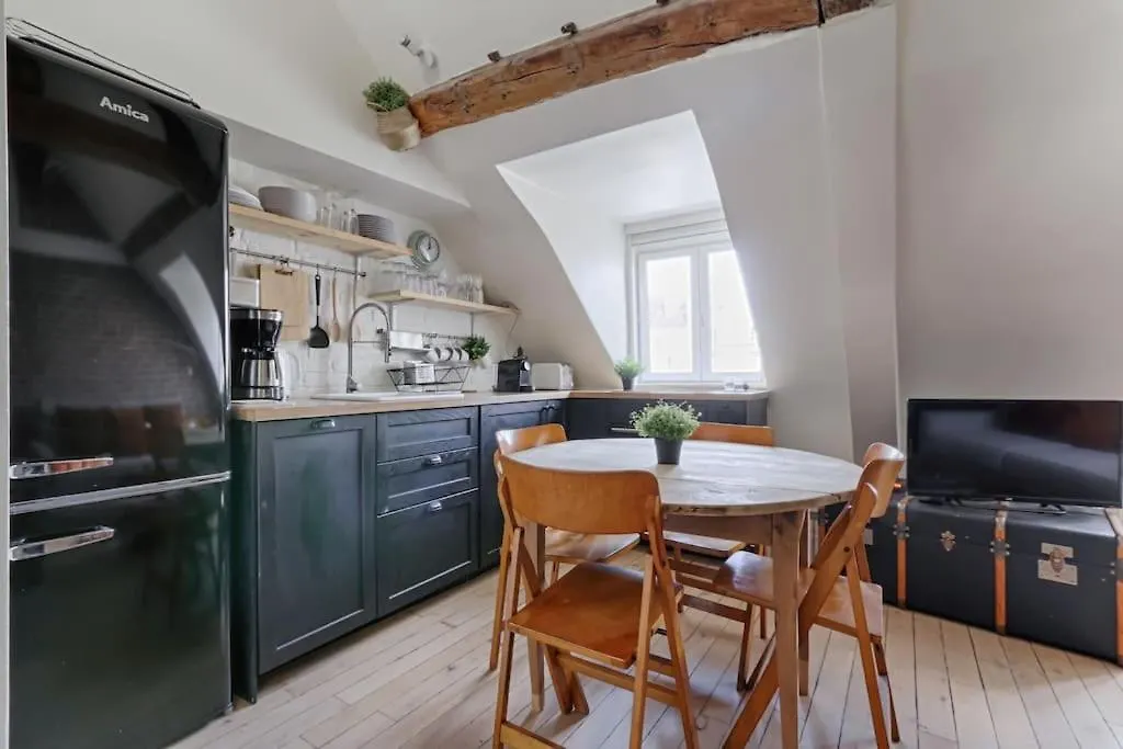 Mykeypers - Fantastic Designed Parisan Loft 2Br/6P- Le Marais Apartment  Paris